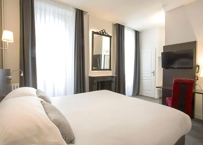 Hotel Voltaire Opera Nantes Centre